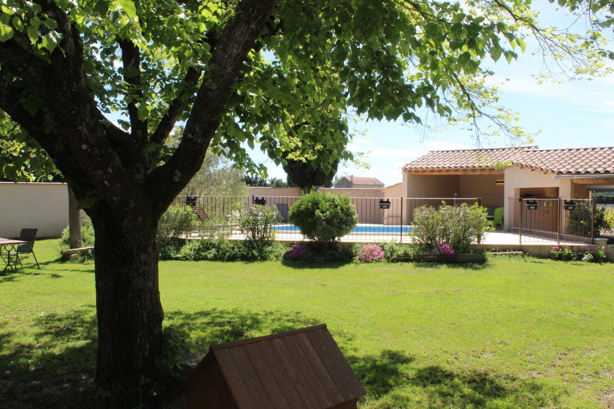 Mas La Gentille ,,, A La Campagne , Beautiful Outdoor , Swimming Pool , Pool House , Nice Green Garden , Bbq ,,, Only For You , Pour Passer Un Sejour Inoubliable Pernes-les-Fontaines Eksteriør billede